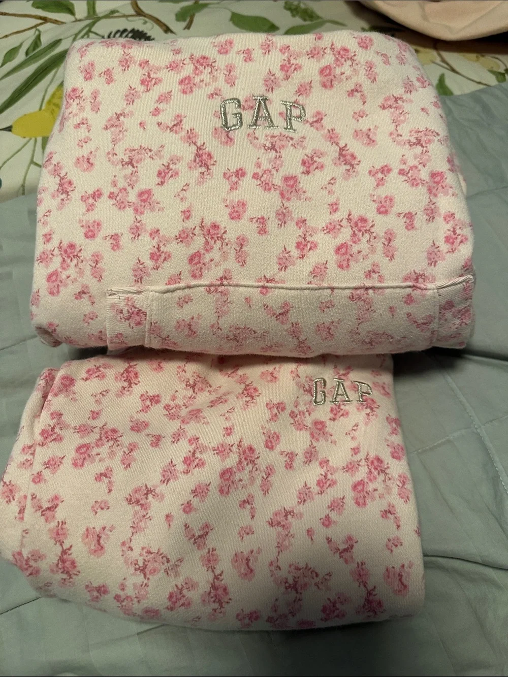GAP Love Shack Fancy Pink Floral Hooded and sweatpants set with Kangaroo Pocket